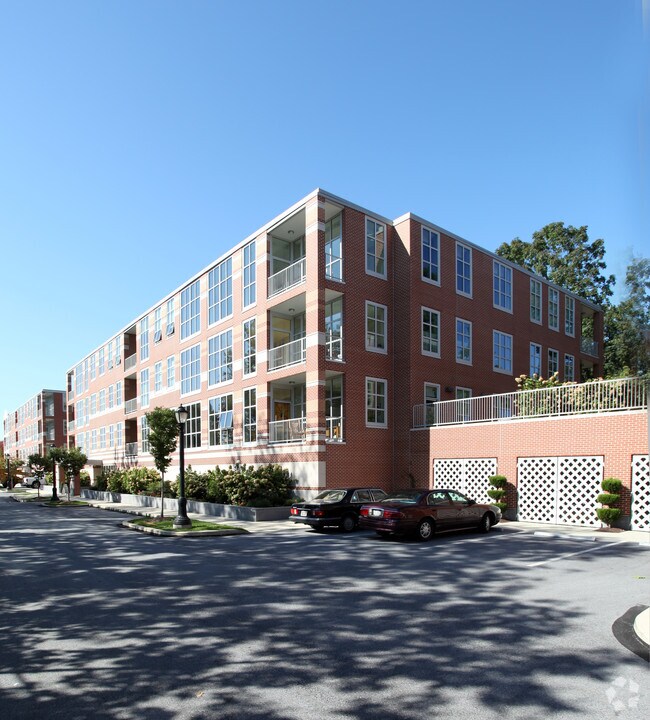 Foto del edificio - Pembroke North Condominium