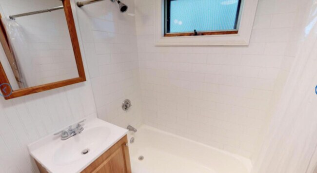 Building Photo - 15 Jaques St