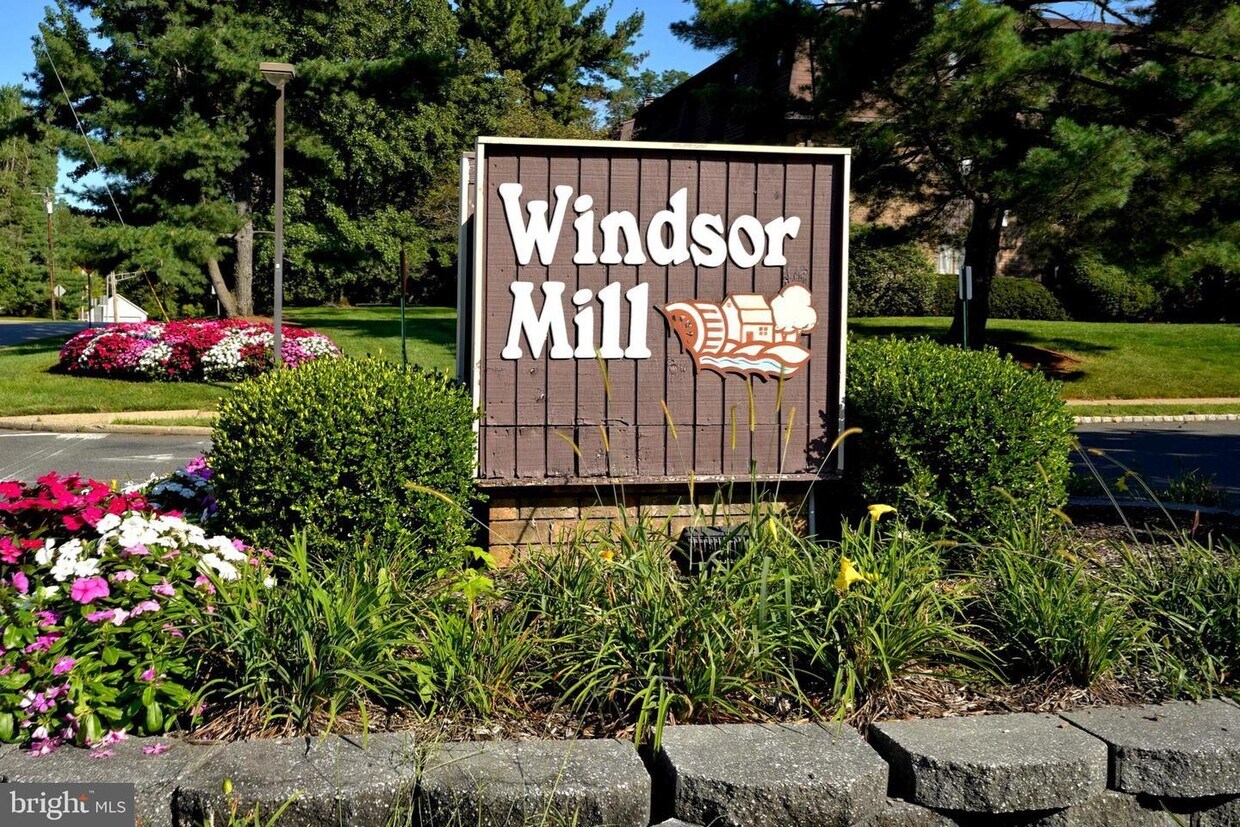 82 Chatham Ct, East Windsor, NJ 08520 Townhome Rentals in East Windsor NJ