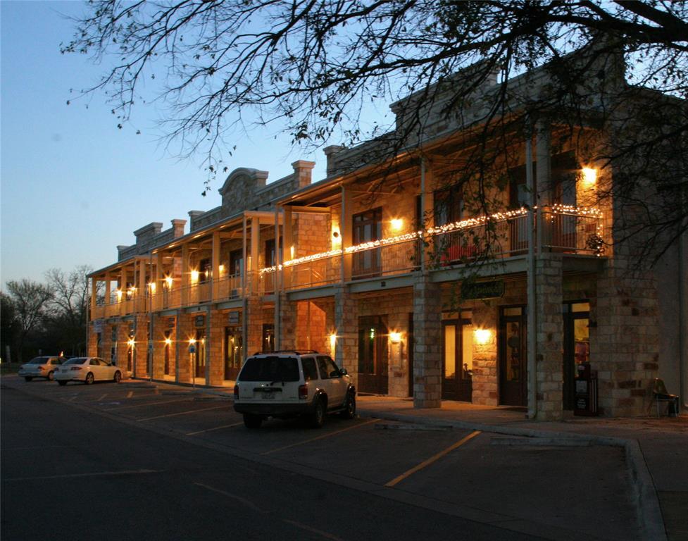 203 Railroad St Unit 2 E, Buda, TX 78610 Room for Rent in Buda, TX