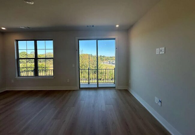 Foto del edificio - 2615 Wilkinson Pike