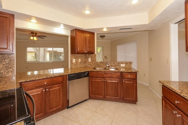 Building Photo - 4248 Dryden Cir