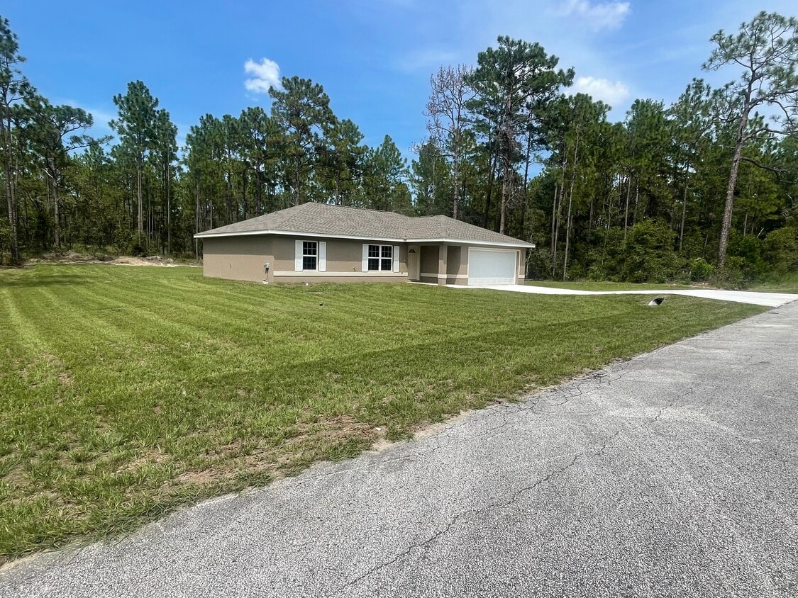 Primary Photo - 22531 SW Nautilus Blvd