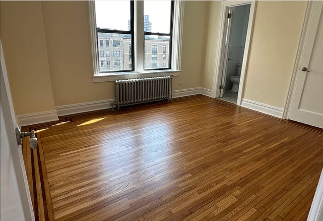 Building Photo - 126 E 92nd St