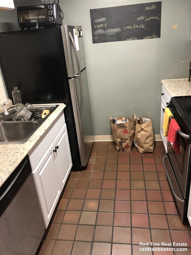 Photo - 103 Gainsborough St Apartment