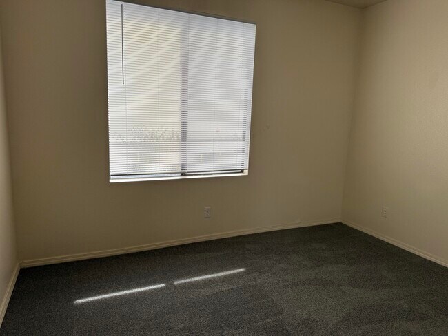 Building Photo - 4204 Ridgeway Ct