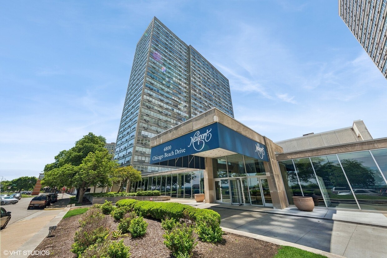 Foto principal - 4800 S Chicago Beach Dr