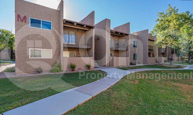 Foto del edificio - 5525 E Thomas Rd