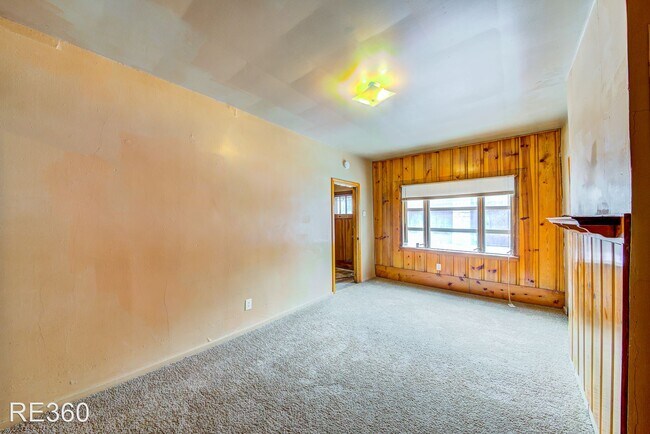 Building Photo - 2 br, 1 bath House - 827 Loyal Way Allentown