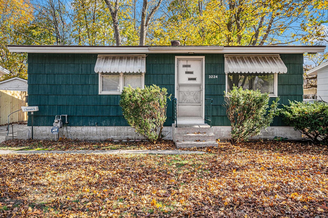 Primary Photo - Two Bedroom Home in Muskegon Heights