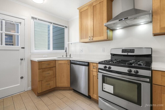 Photo - 1290 38th Ave Apartment