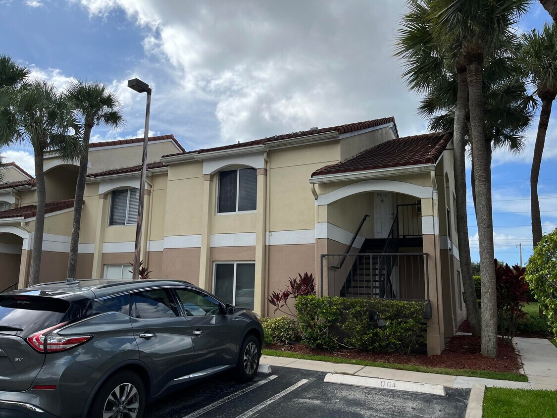 815 Boynton Beach Blvd Unit 5206, Boynton Beach, FL 33426 Condo for
