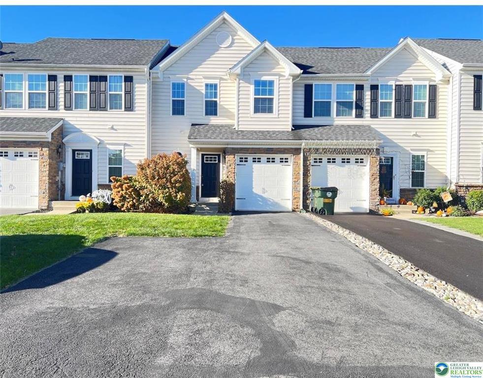 Foto principal - 1156 Westminster Dr