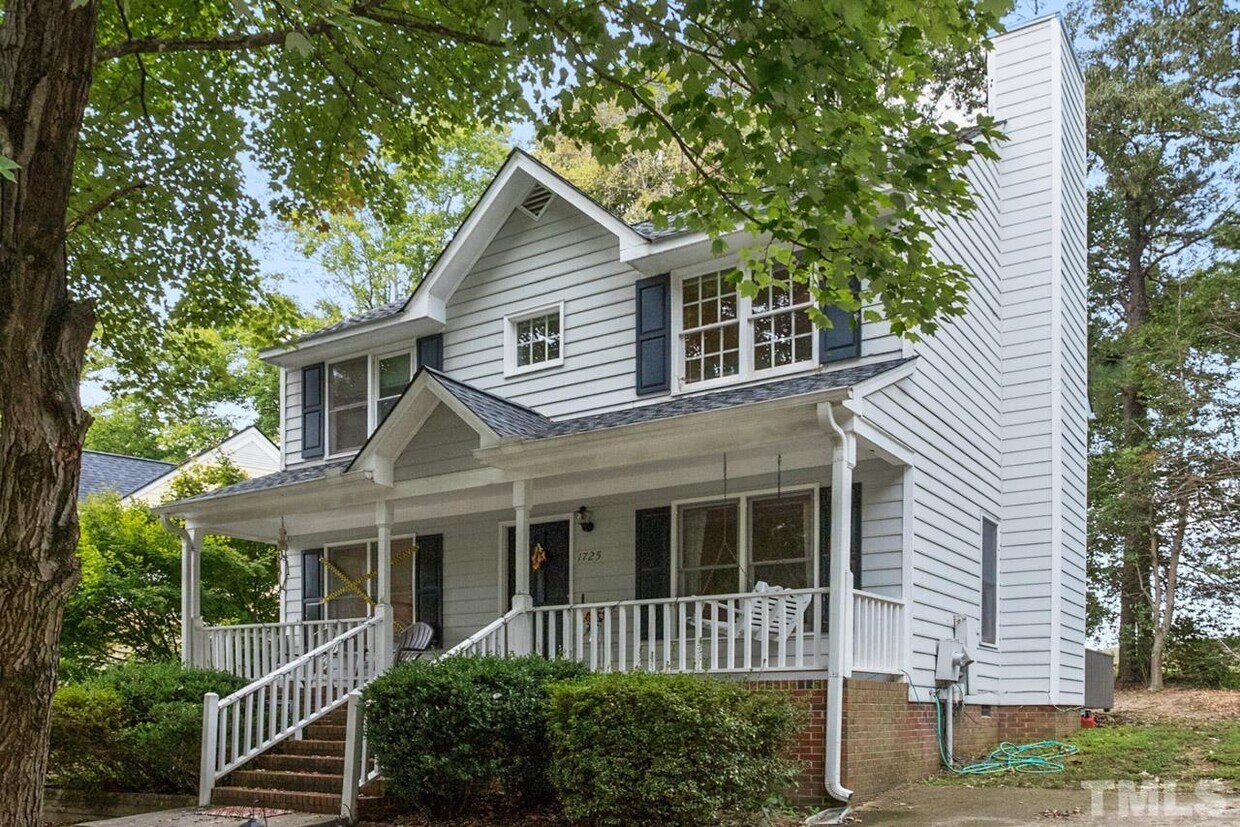 Primary Photo - 1725 Kingston Heath Way