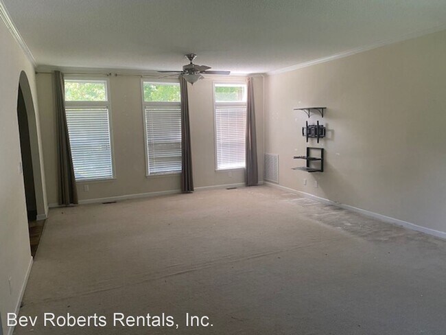 Building Photo - 2 br, 2 bath House - 153 Green Level Road