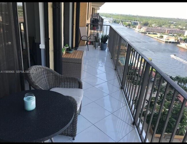 Foto del edificio - 290 174th St St