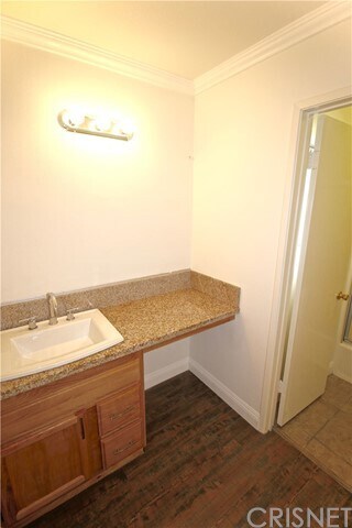 Building Photo - 1159 Linden Ave