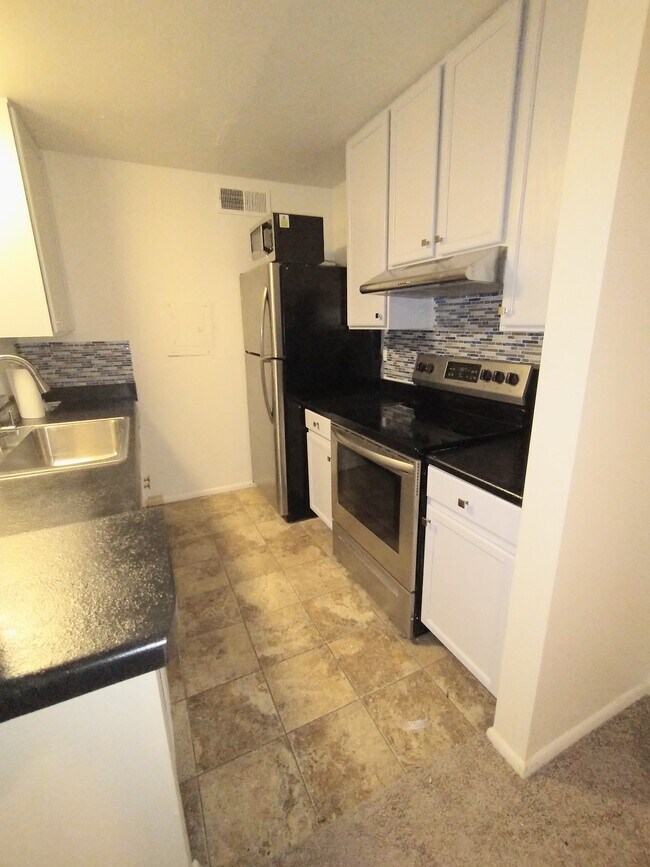 8055 E Thomas Rd Unit A203, Scottsdale, AZ 85251 Condo for Rent in