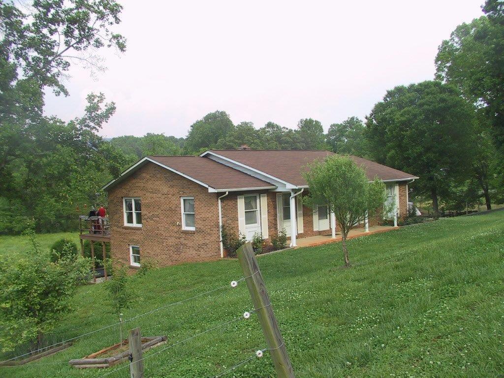 Primary Photo - 460 Wilson Valley Dr