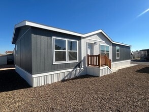 Building Photo - 2627 S Lamb Blvd