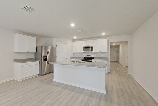 Foto del edificio - 409 Monarch Ln