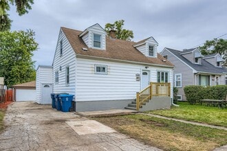 Building Photo - 14827 Kenneth Ave