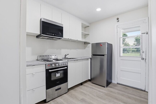 Foto del edificio - 36 S Middletown Rd