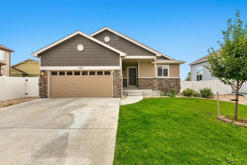 Foto principal - 422 Tahoe Dr