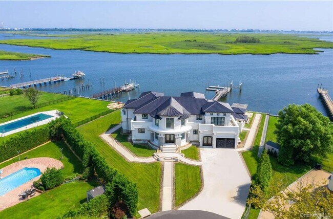 Foto del edificio - 190 Curtis Rd