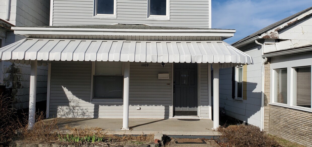1109 Oak St, Kenova, WV 25530 House Rental in Kenova, WV