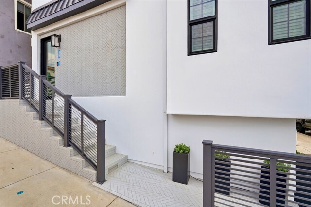 Foto del edificio - 2650 Hermosa Ave