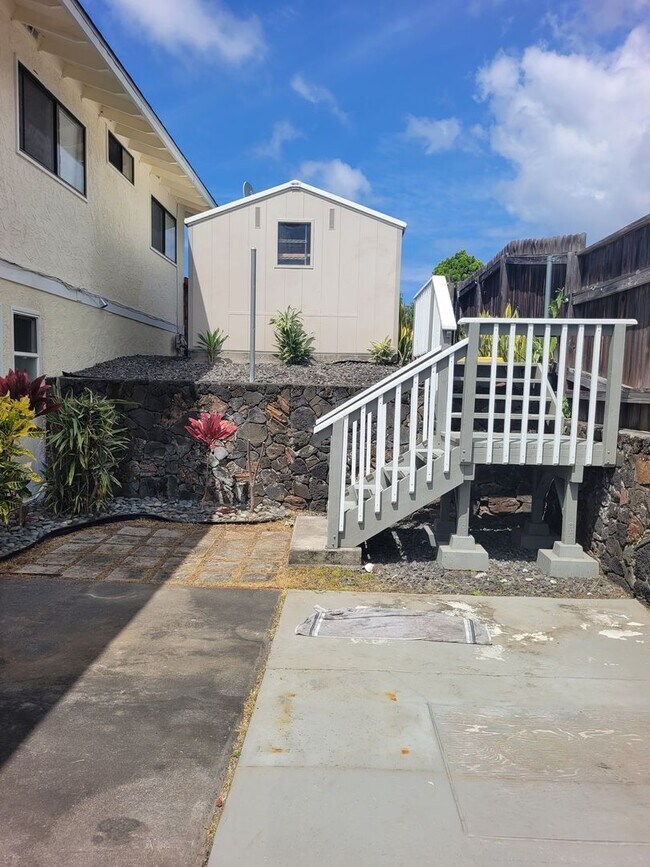 Building Photo - 73-4337-4337 Kukulu Pl