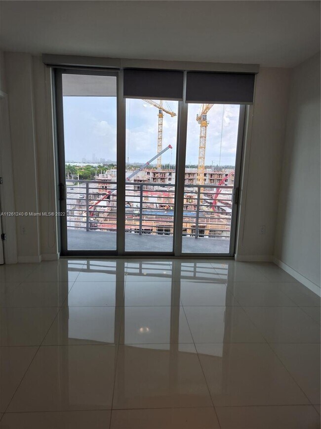 Wide Sliding Glass Doors - 7875 NW 107th Ave