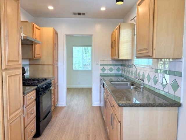 Building Photo - 1837 Lancewood Ave
