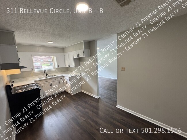 Foto del edificio - 311 Bellevue Cir