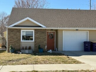 Building Photo - 610 Grainfield St