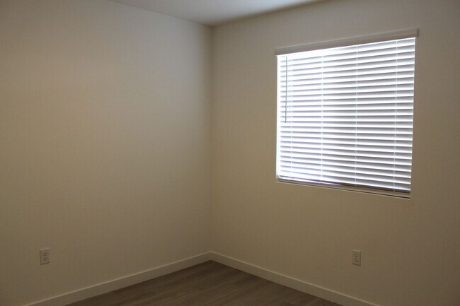 Foto del edificio - Brand New Home for Rent with Mother In Law Suite and Solar- Sydney Park