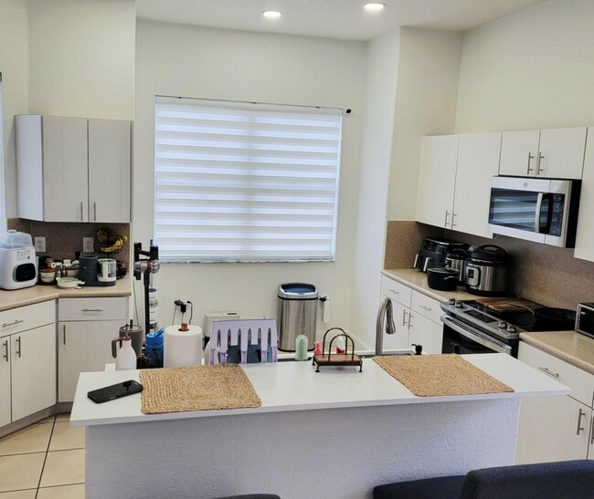 Foto del edificio - 8781 NW 178th St