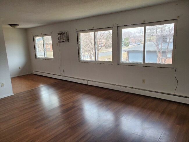 Foto del edificio - 1716 E 80th St