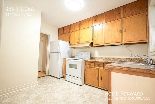 Foto del edificio - 312 Colony Blvd