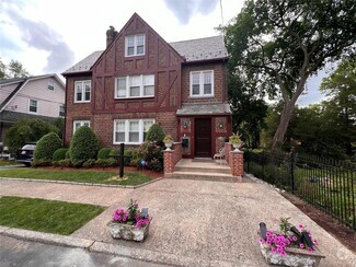 Building Photo - 376 Hayward Ave
