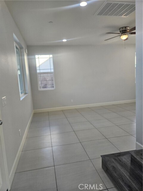 Foto del edificio - 5215 Peony Ct