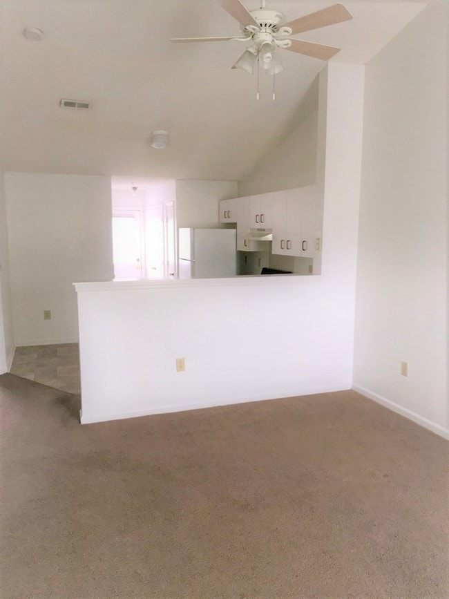Building Photo - The Pines Apartments