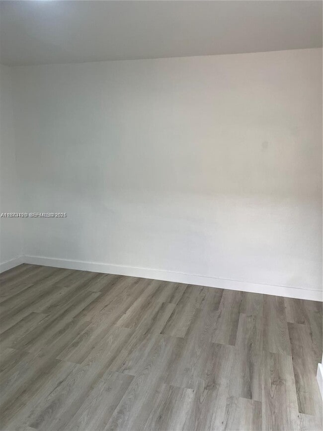 Foto del edificio - 7390 SW 30th Terrace