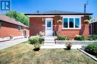 Building Photo - 111 Ellington Dr