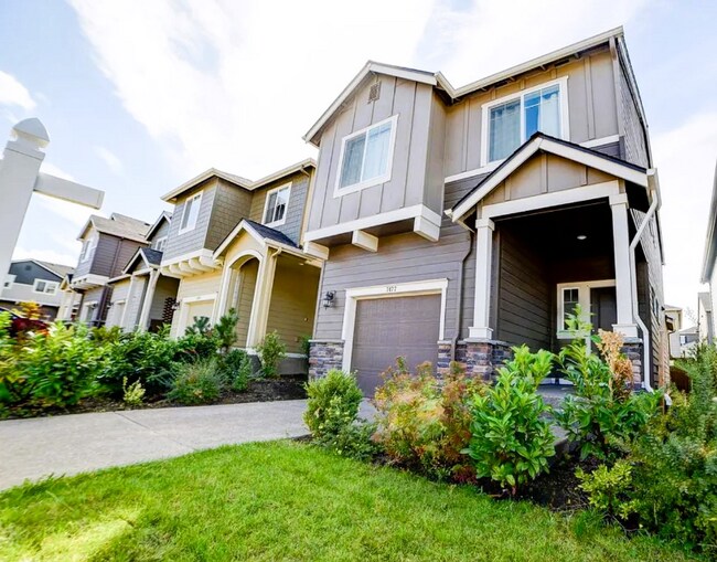 Building Photo - 7477 NW Tanoak Terrace