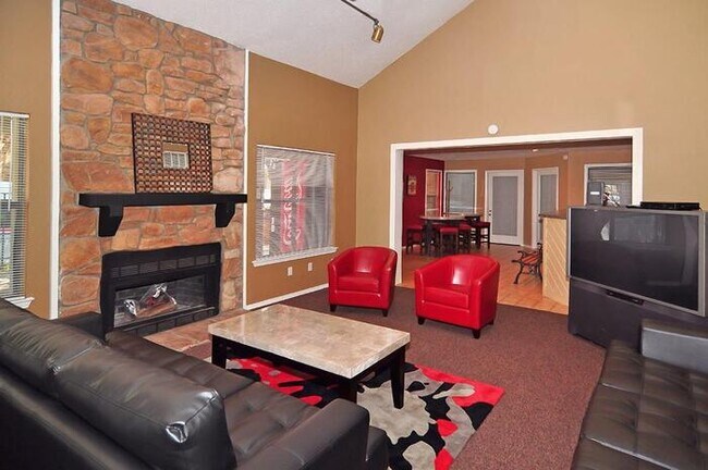 Foto del edificio - 3811 Block Dr