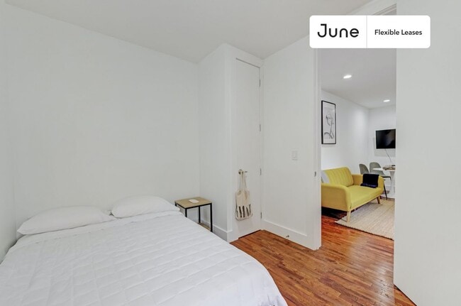 Building Photo - Great Private ROOM in Kensington