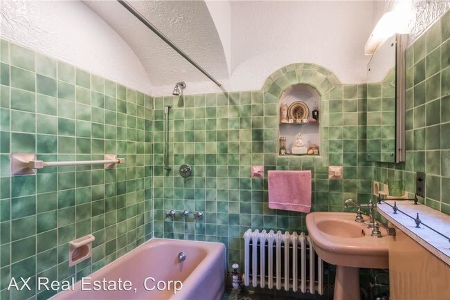 Building Photo - 31 Ardell Rd