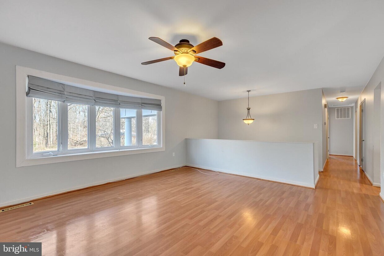 Foto principal - 1950 Haven Ln